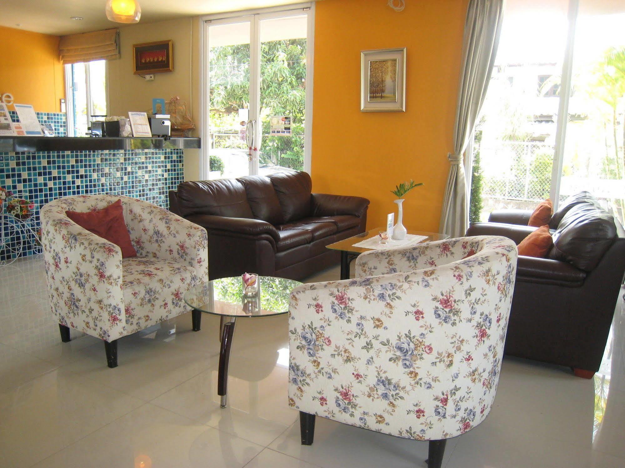 C2 Residence Lampang Bagian luar foto
