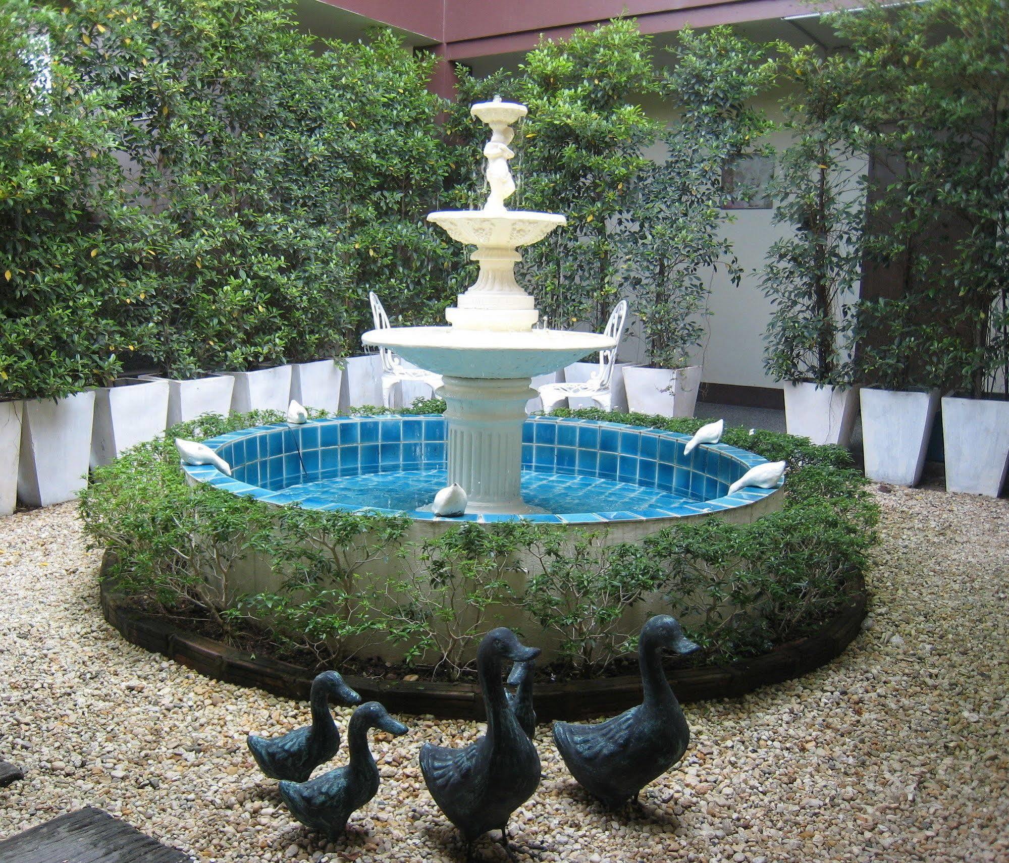 C2 Residence Lampang Bagian luar foto