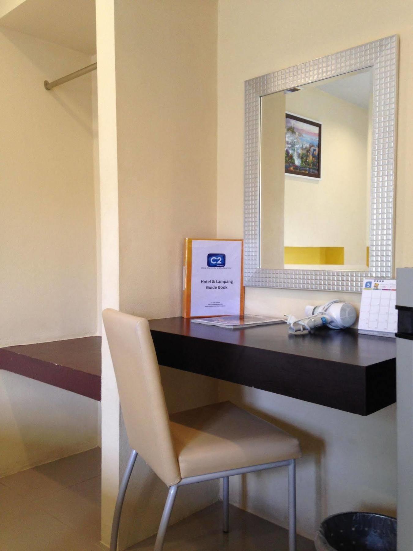 C2 Residence Lampang Bagian luar foto